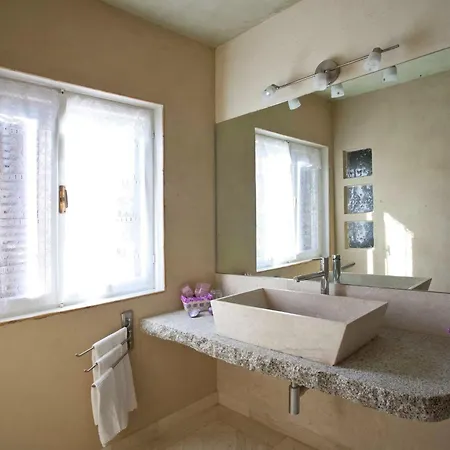Stylish One Bedroom Just A Few Steps From The Sea * Marinella (Sardinia)